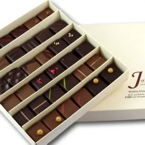Janie Chocolaterie Atisanale Coffret 36 Bonbons De Chocolat